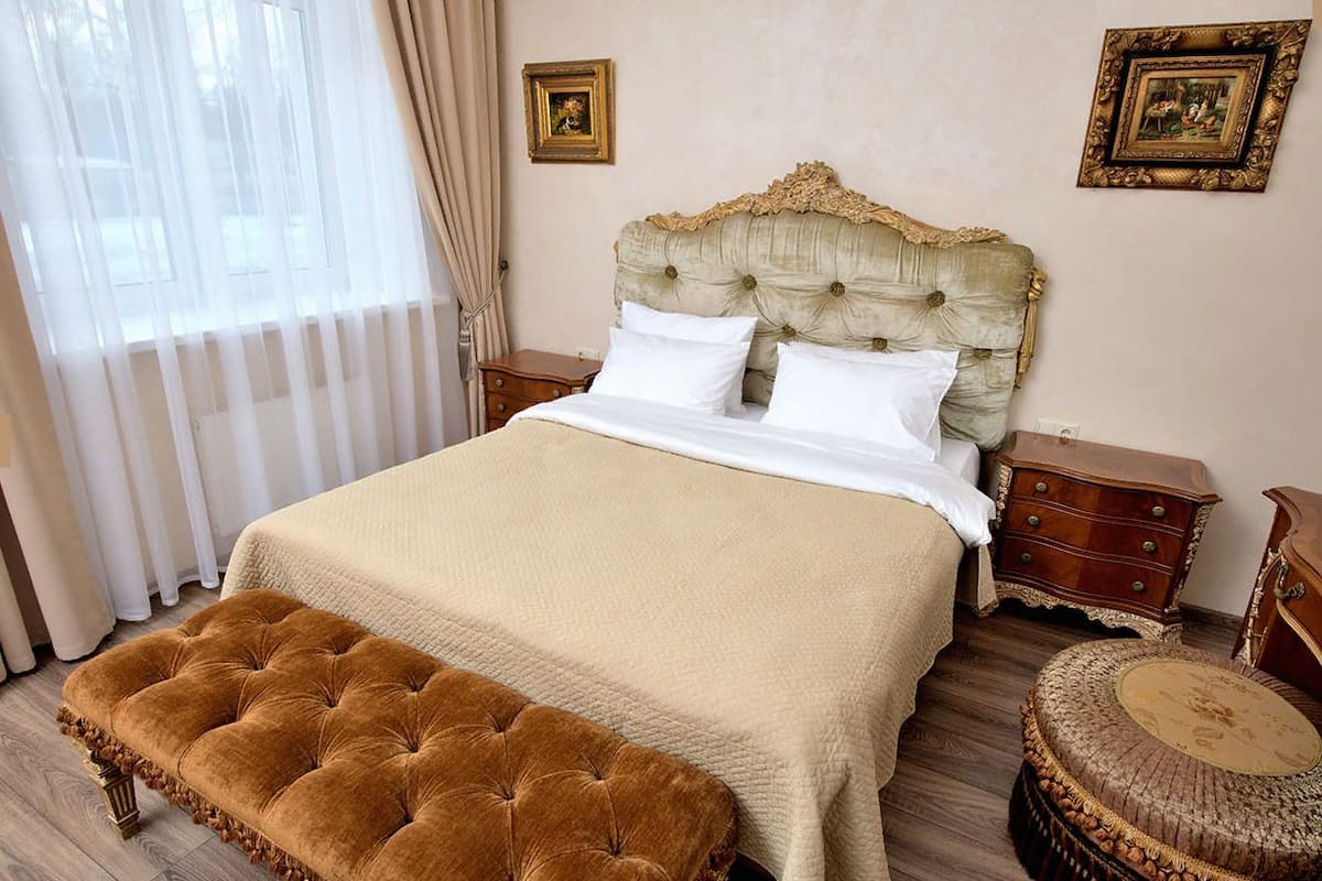 Luxury Studio