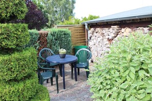 Outdoor dining - Holiday bungalow water lily (Wolgast)