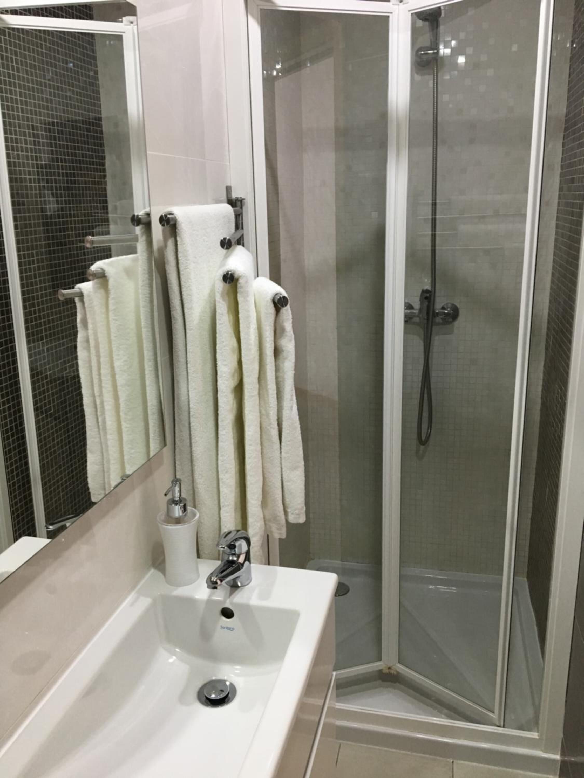 Photo - Aveiro White House