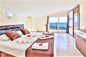 Villa, 4 Bedrooms