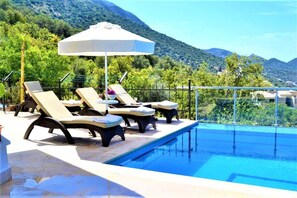 Utomhuspool