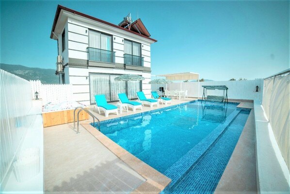 Outdoor pool - Villa Zana (Kas)