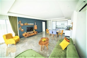 Villa, 2 Bedrooms | Living area