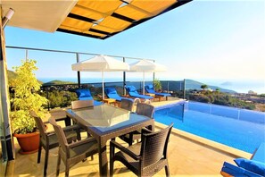 Villa | Terrazza/patio