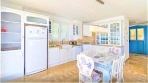 Villa | Private kitchen - Villa Reina (Kas)