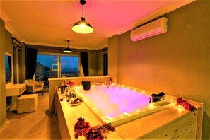 Villa | Jetted tub - Villa Huner (Kas)