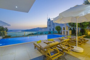 Villa Deluxe, 3 chambres, vue mer | Vue sur l’eau