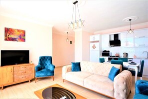 Villa, 1 Schlafzimmer | Wohnbereich | Flachbildfernseher