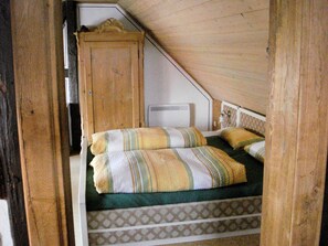 3 bedrooms, travel crib, WiFi, bed sheets - ������������������������������������������������������������������������������������������������������� (Hollfeld)