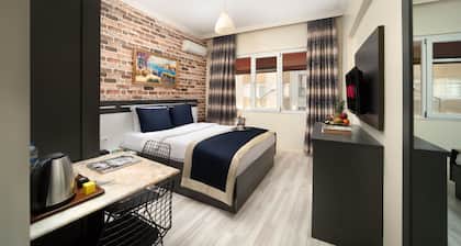 Istanbul Hotel & Suites
