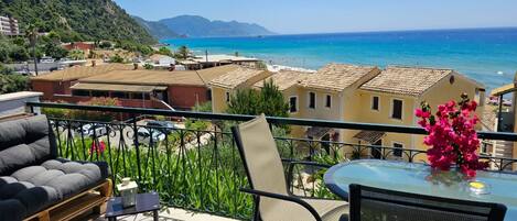 Apartment | Terrace/patio