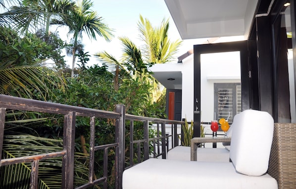 Family Studio, Balcony | Minibar, free WiFi - Mountain House Villa (Da Nang)