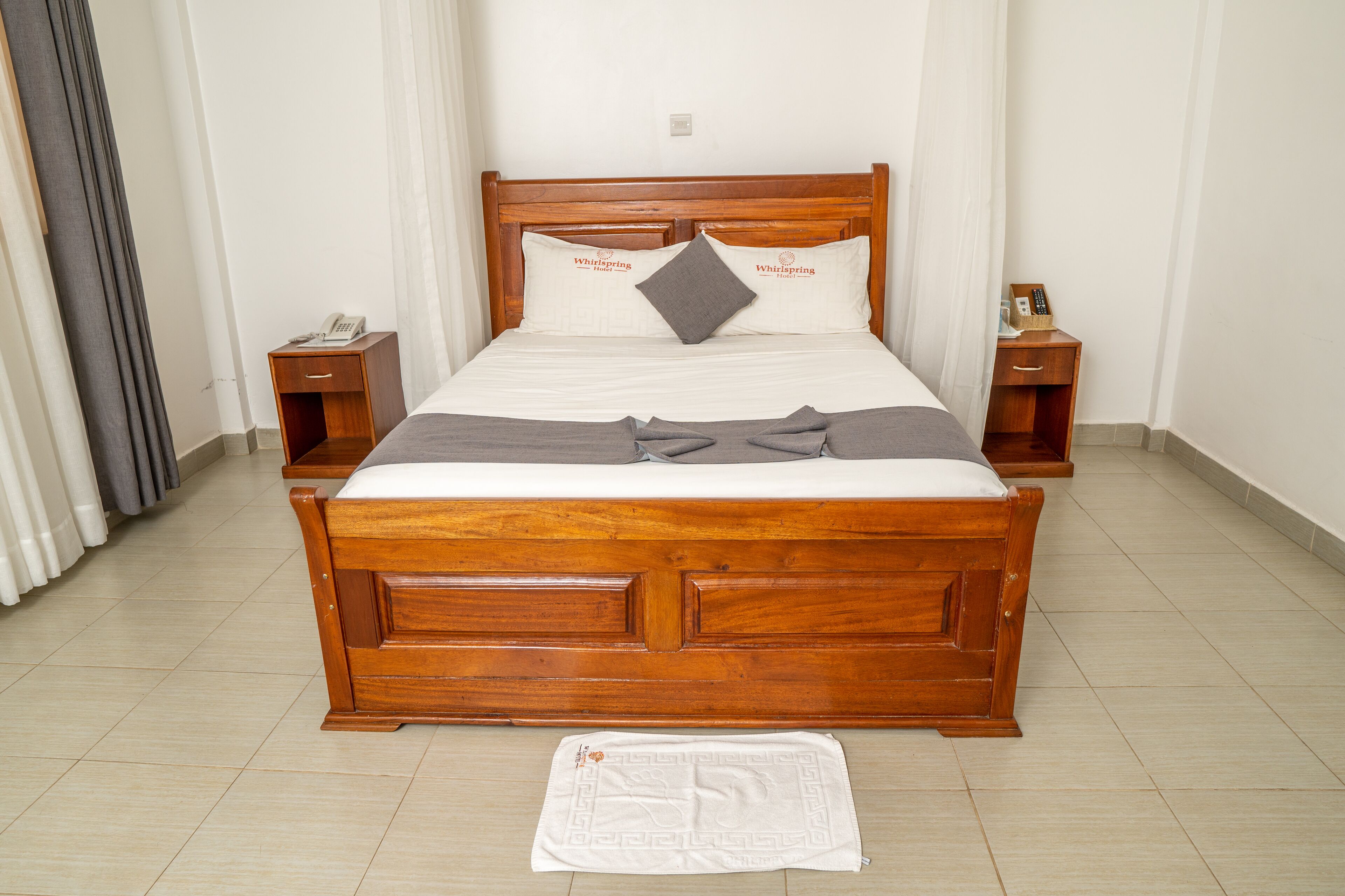 1 bedroom, premium bedding, memory-foam beds, desk