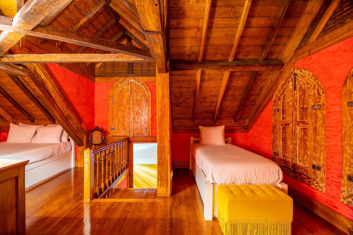 Family Suite | Minibar, soundproofing, free WiFi, bed sheets