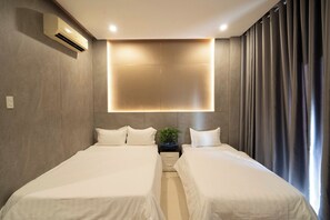 Twin Room | Minibar, desk, laptop workspace, free WiFi - Ngoc Se Hotel (Pleiku)