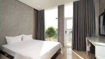 Double Room, Balcony | Minibar, desk, laptop workspace, free WiFi