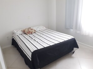 2 bedrooms, WiFi - 227, Apartment 2 Bedrooms, near beach and quiet (Bombas)