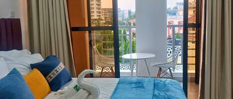 1 habitación, tabla de planchar con plancha, wifi y ropa de cama