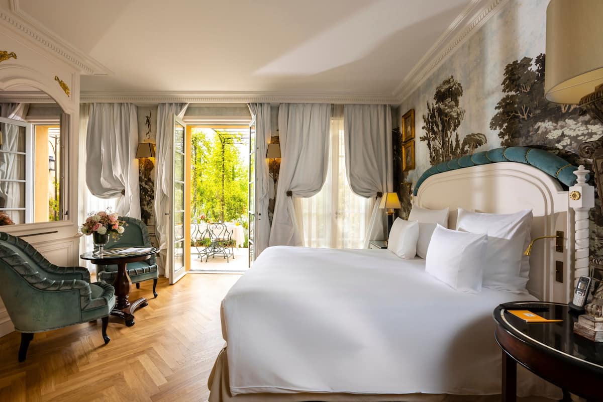 junior suite | 1 bedroom, egyptian cotton sheets, premium bedding, down duvets