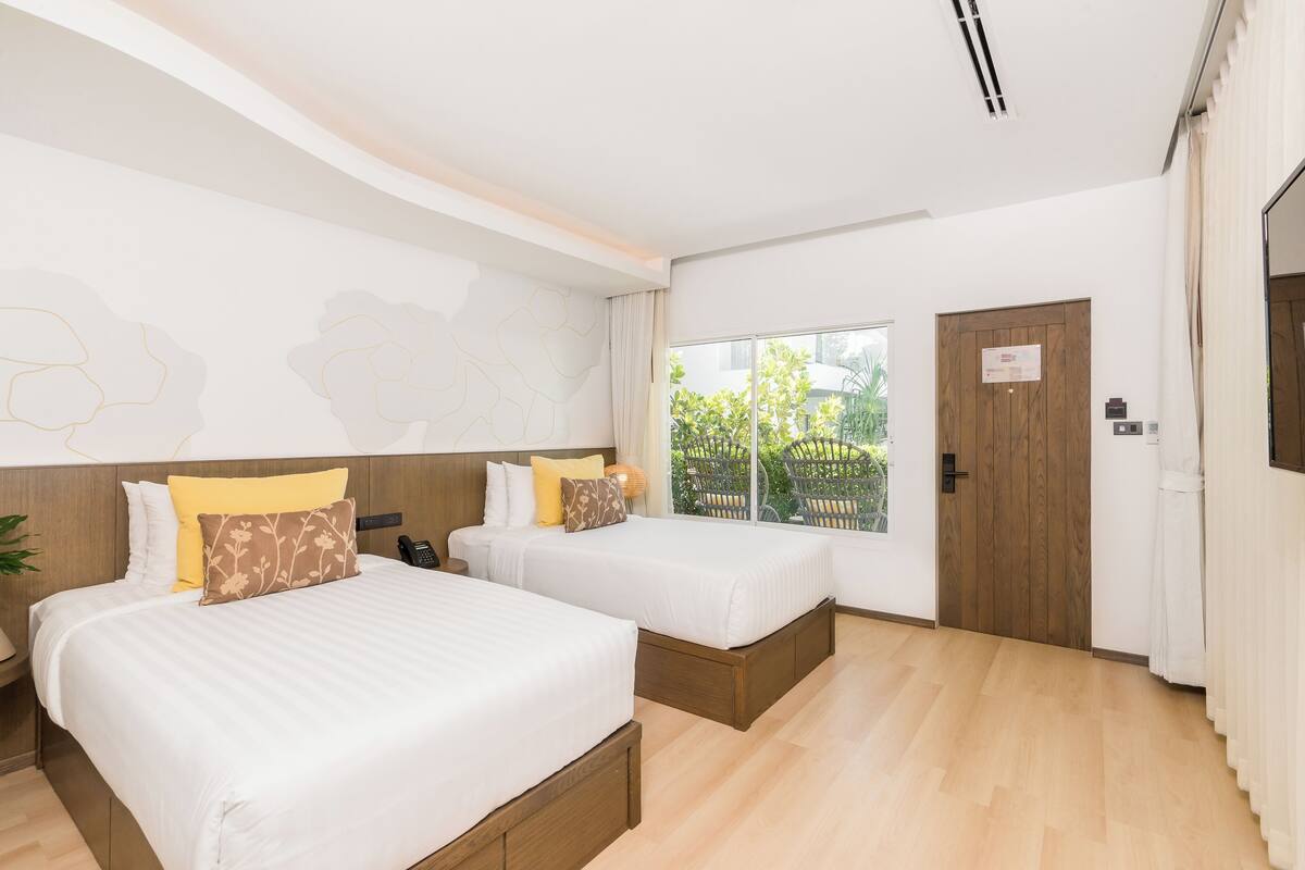 Garden Villa (Twin Bed) | Minibar, in-room safe, blackout drapes, iron/ironing board (on request)
