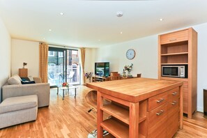 تفاصيل الفندق من الداخل