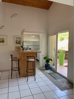 Interior - Villa Pyla-sur-Mer, near the beach and the Pilat dune, 8 people (Pyla sur Mer)