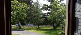 Chalet with superb mountain views, very central.