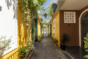 Familienvilla | Blick auf den Innenhof