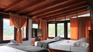 Family Suite | Soundproofing, WiFi (free) - Europa Ecotours (Jardin)