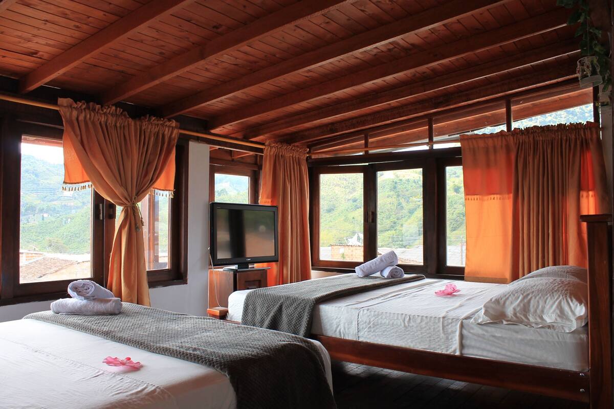 Family Suite | Soundproofing, WiFi (free)