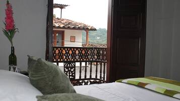 Double Room, Balcony | Soundproofing, free WiFi