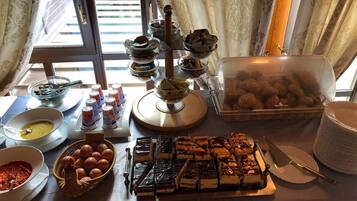 Petit déjeuner buffet compris tous les jours