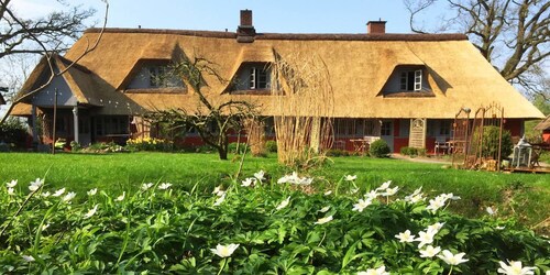 Wegekaten - Ferienwohnungen unter Reet