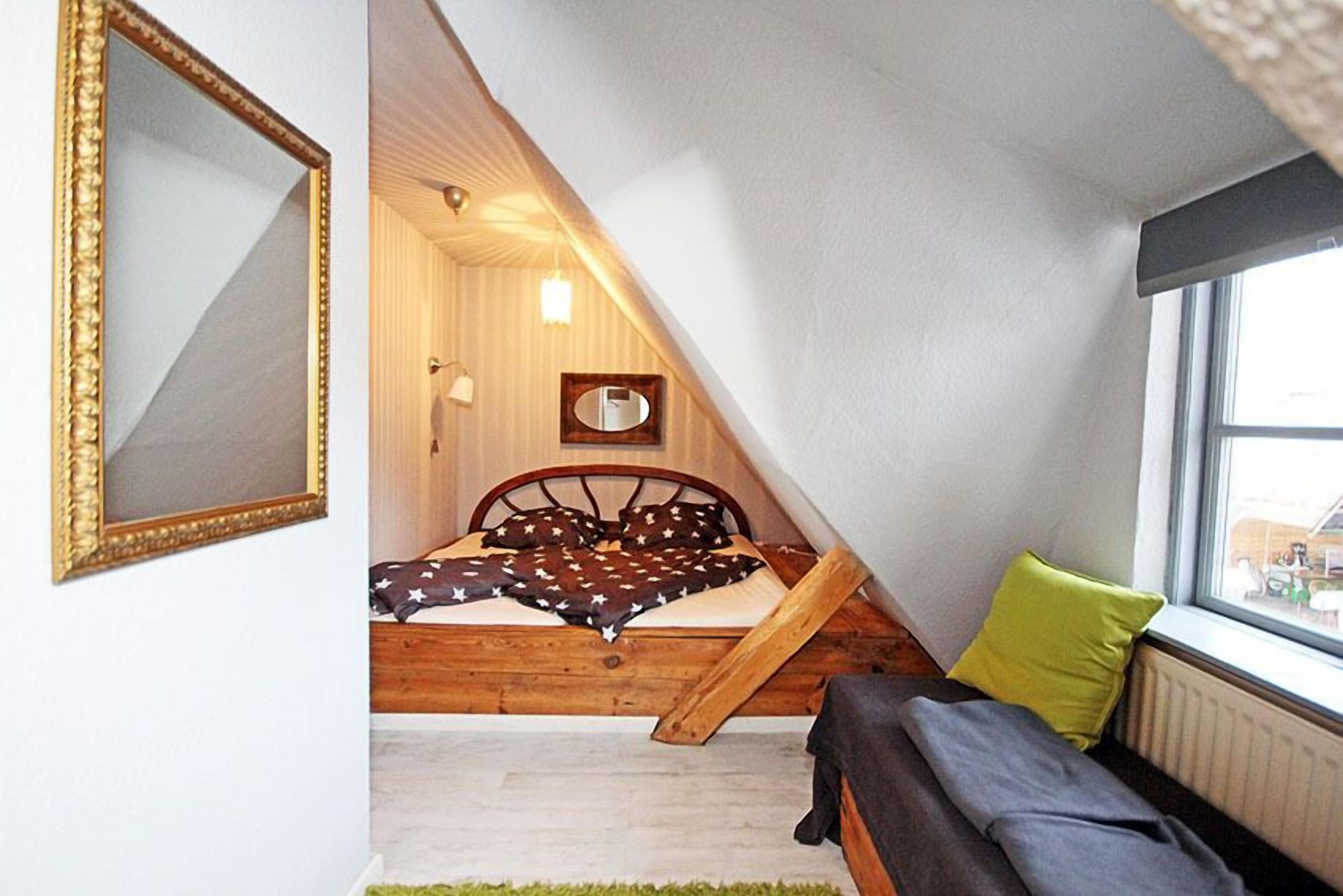 Individually decorated, individually furnished, free WiFi, bed sheets