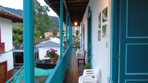 Interior - Hotel Jardin es Tuyo (Puerto Guzmán)