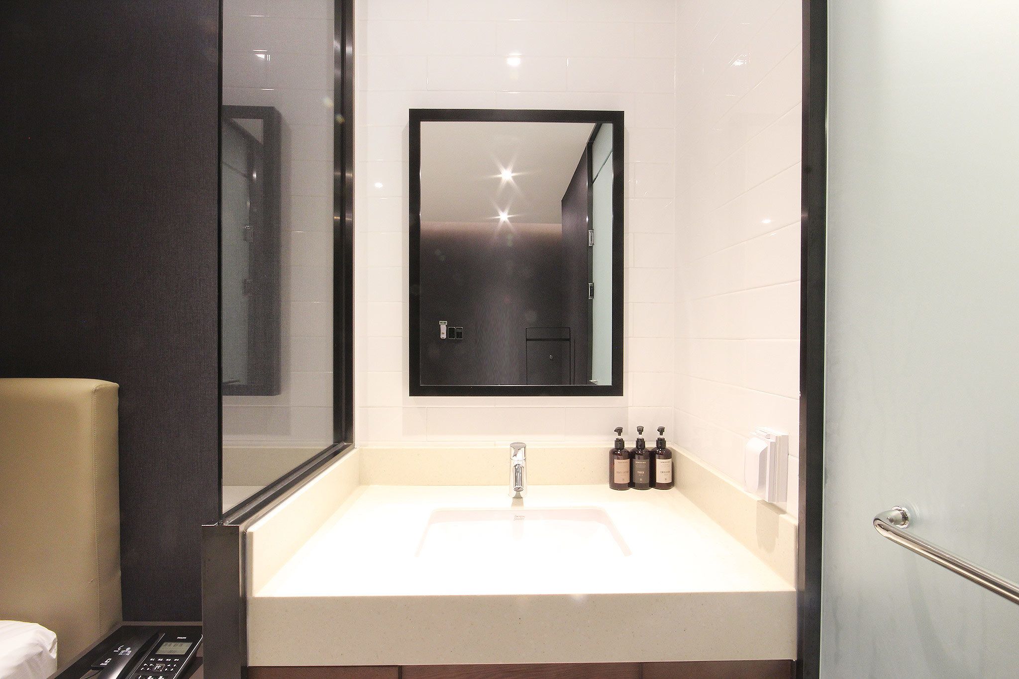 standard double room, terrace | bathroom sink