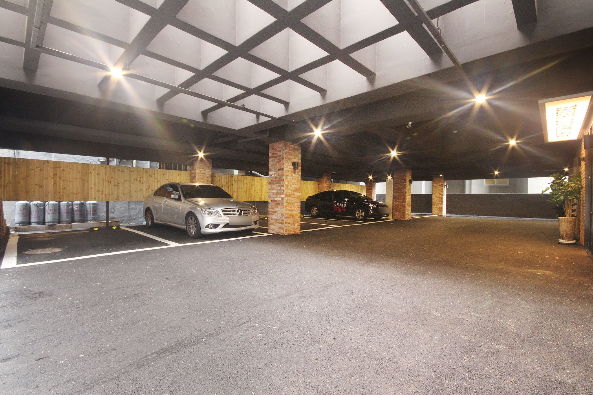 free self-parking, free valet parking