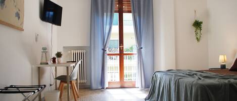 Basic Triple Room, Shared Bathroom (Esterno 5)