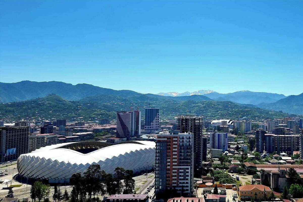 A/24/192 Paris in Batumi | วิวภูเขา
