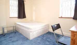 Desk, laptop workspace, iron/ironing board, free WiFi