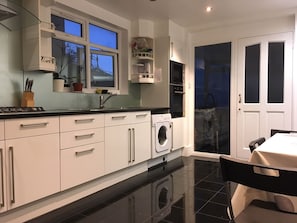 Full-sized fridge, microwave, oven, dishwasher