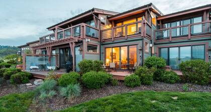 Park City Ski Home – 10 Mins to Skiing | Private Hot Tub | Garage Parking