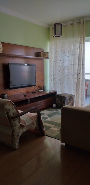 TV