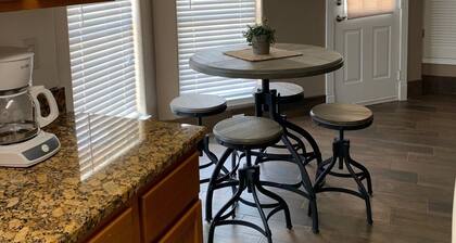 Cozy Clean Duplex with Refrigerated Air