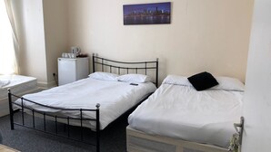 Classic House | WiFi (free) - Adil Property Investment Ltd (London)