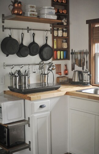 Cozy Serene Country Tiny House Cottage