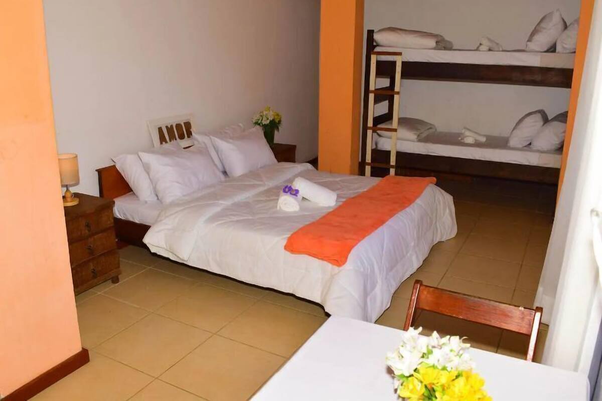 Free WiFi, bed sheets