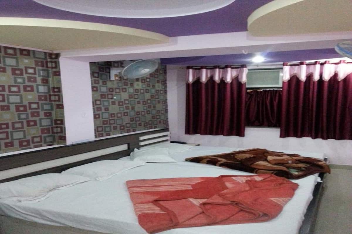 Standard Room | Desk, soundproofing, WiFi (free)