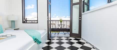 1 habitación, tabla de planchar con plancha, cuna de viaje y wifi
