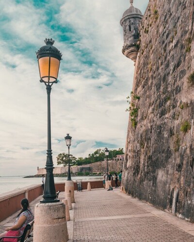 Villa Esmeralda | 2 BR Apt at Old San Juan
